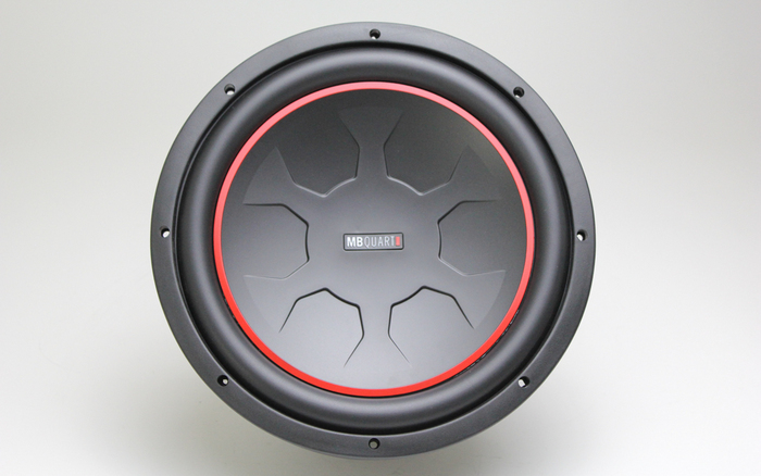 Автомобильный сабвуфер MB Quart RWM302 Автомобильный сабвуфер MB Quart RWM302